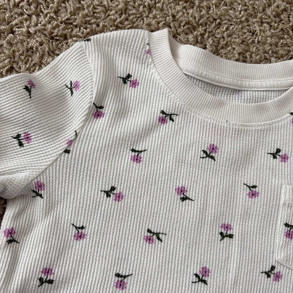 Cat & Jack | Girls Heart Shirt Bundle - Picture 11 of 11